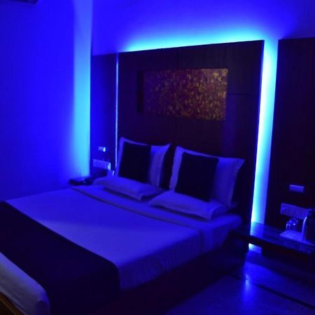 Hotel Basera Brij Bhoomi Vrindāvan מראה חיצוני תמונה