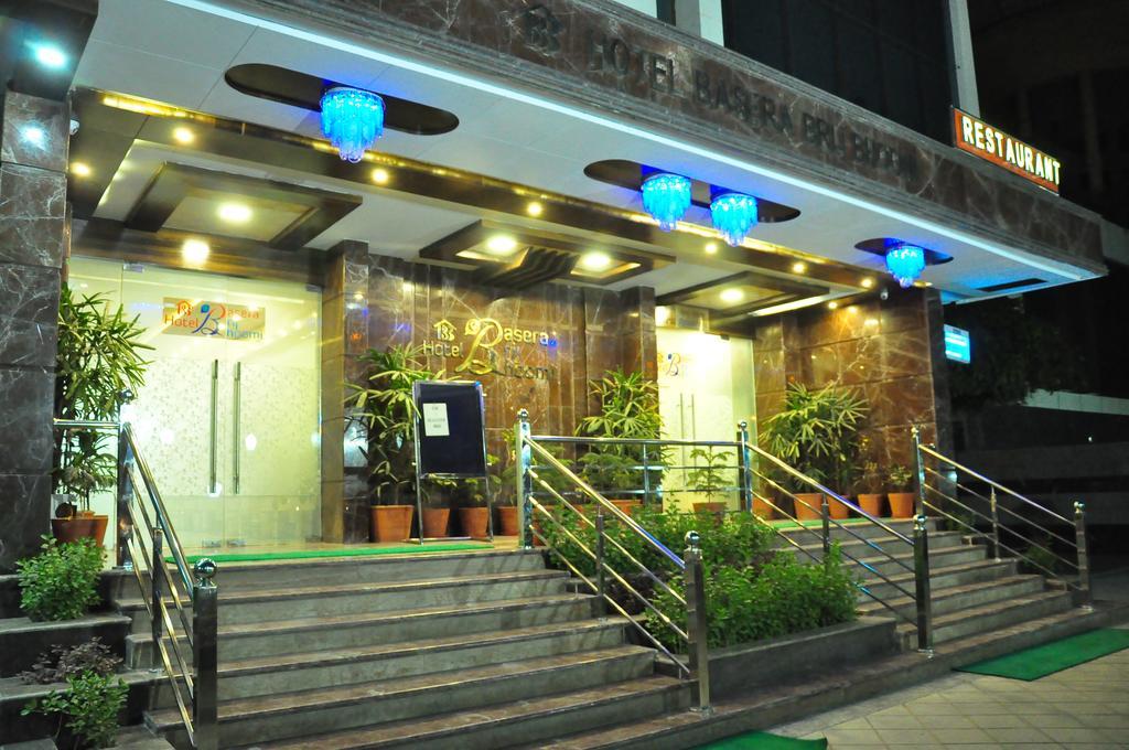 Hotel Basera Brij Bhoomi Vrindāvan מראה חיצוני תמונה